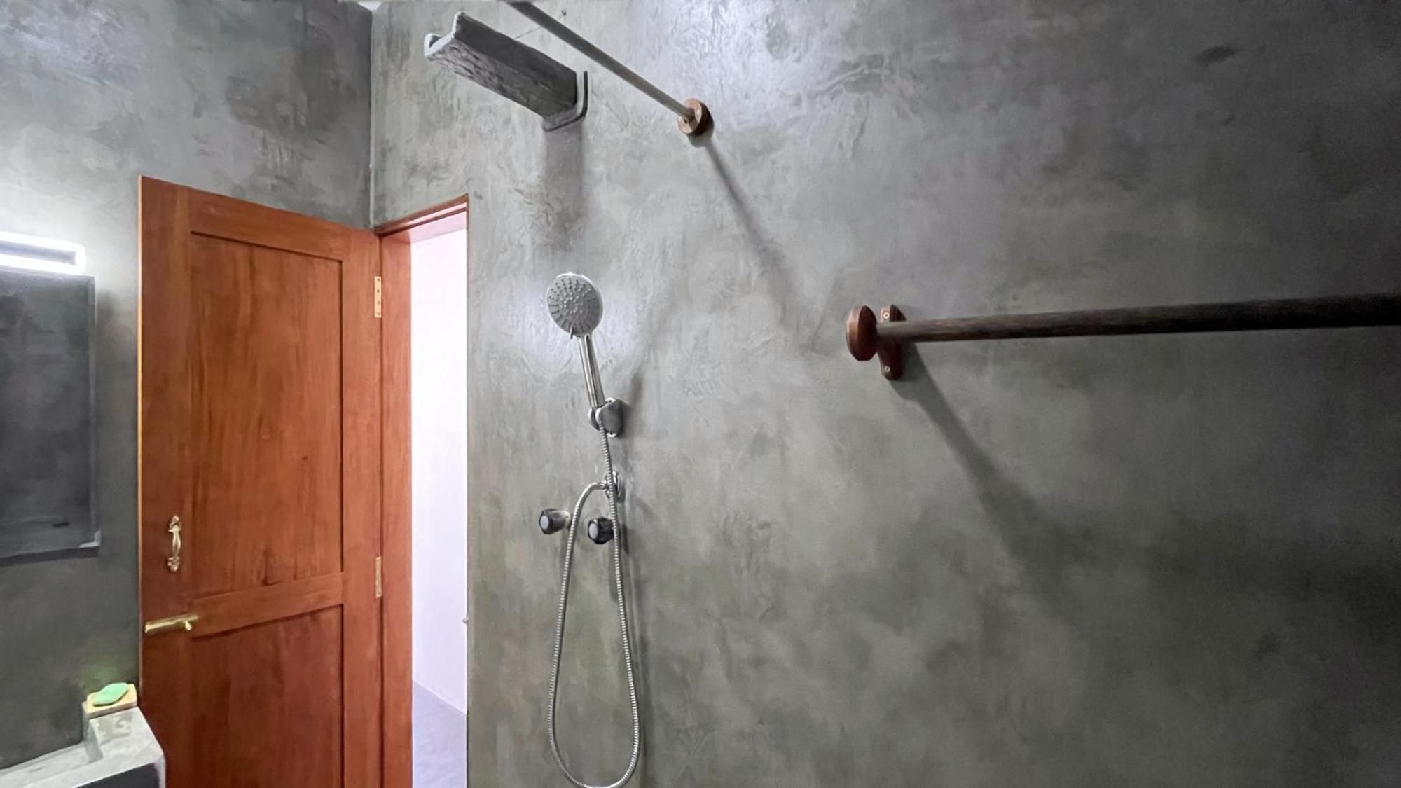 Heimathafen Hikka Apartman Hikkaduwa Kültér fotó