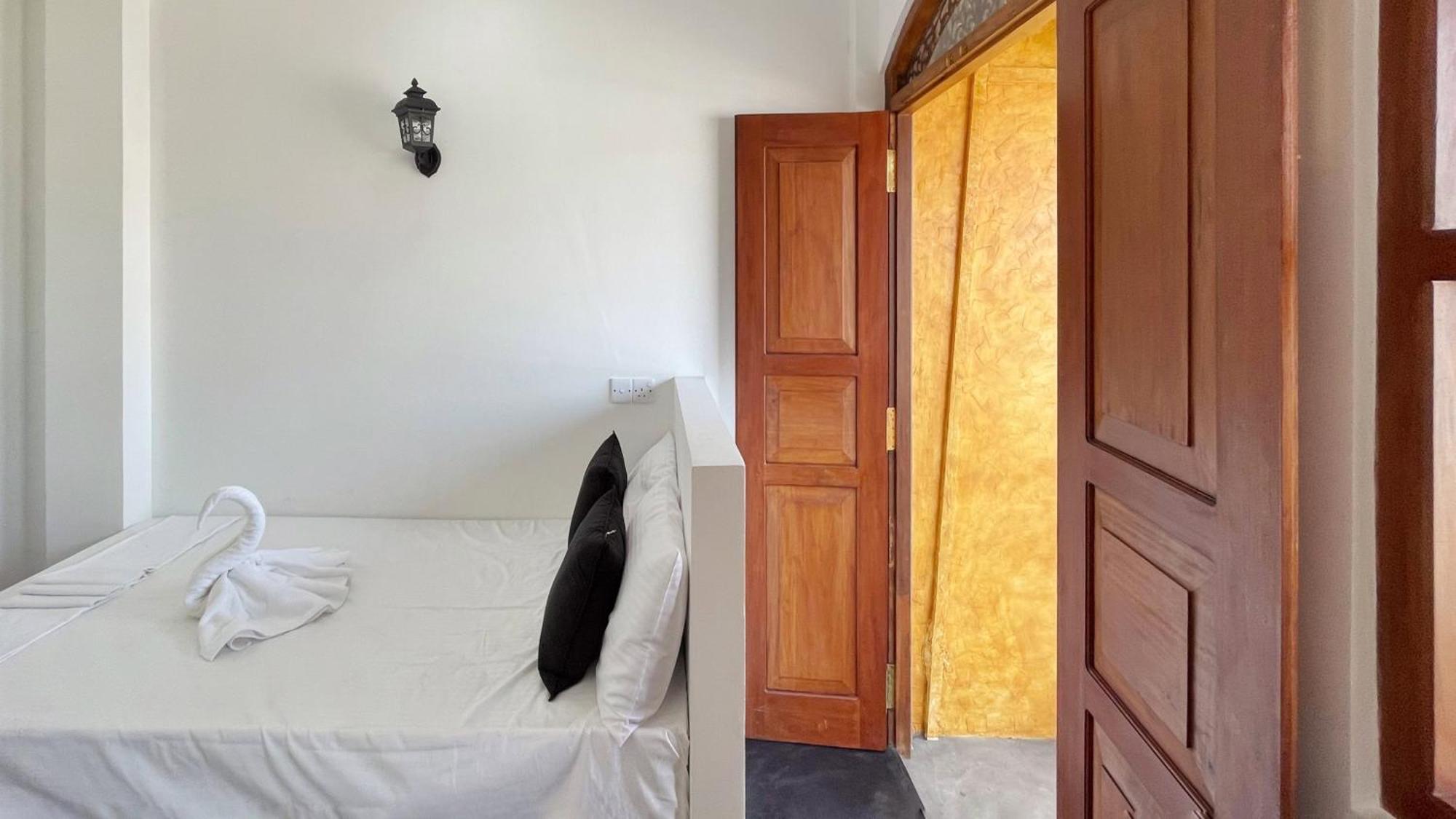 Heimathafen Hikka Apartman Hikkaduwa Kültér fotó